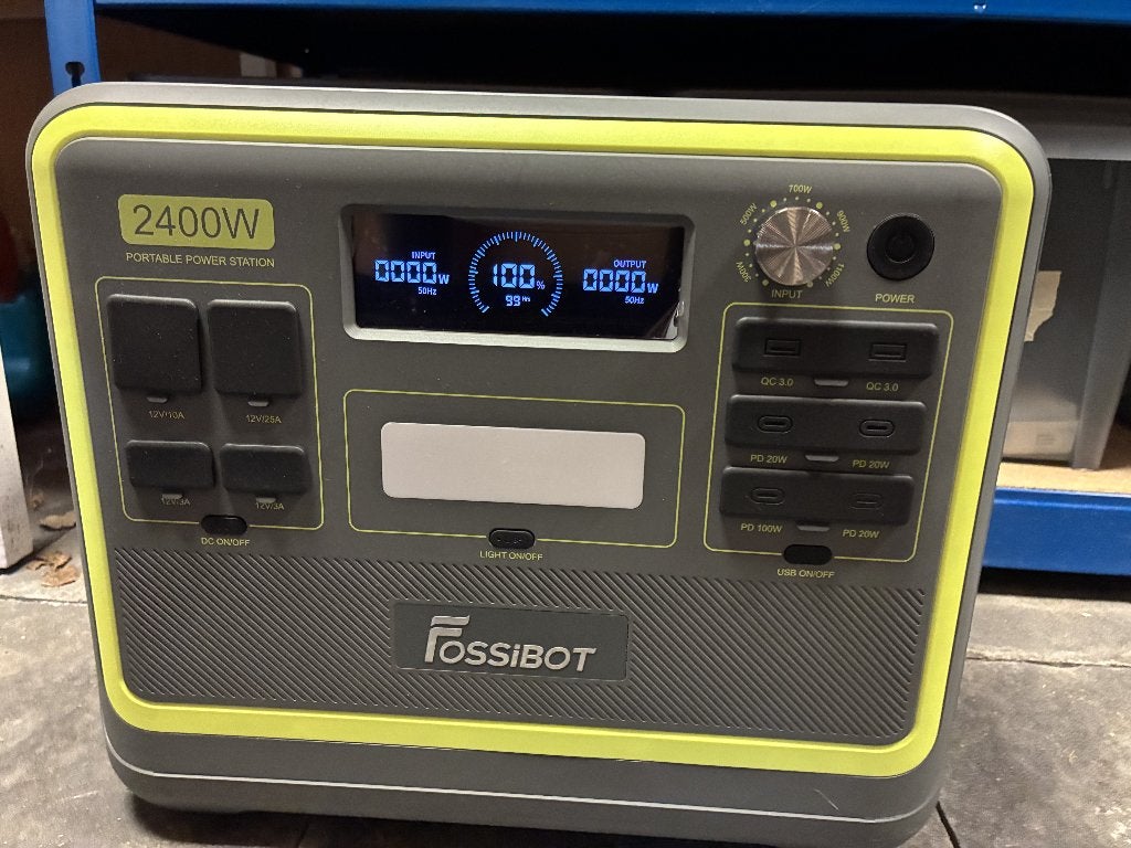 FOSSiBOT F2400 2400W draagbaar power station – 1 of 2, Ophalen, Zo goed als nieuw