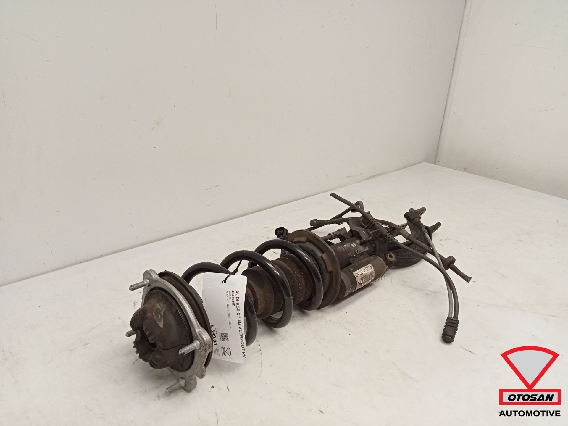 Audi RS6 C7 4G Schokdemper Veerpoot Rechts Voor 4G04024D, Gebruikt, AUDI AG, Auto-Union-Strasse 1
85045  Ingolstadt, DE, Kundenbetreuung@audi.de