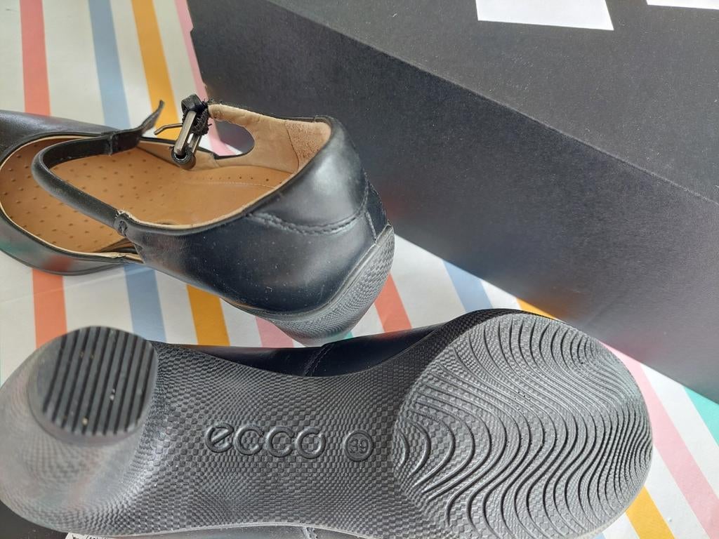Zwarte Ecco schoenen maat 39 - Zo goed als nieuw, Ophalen of Verzenden