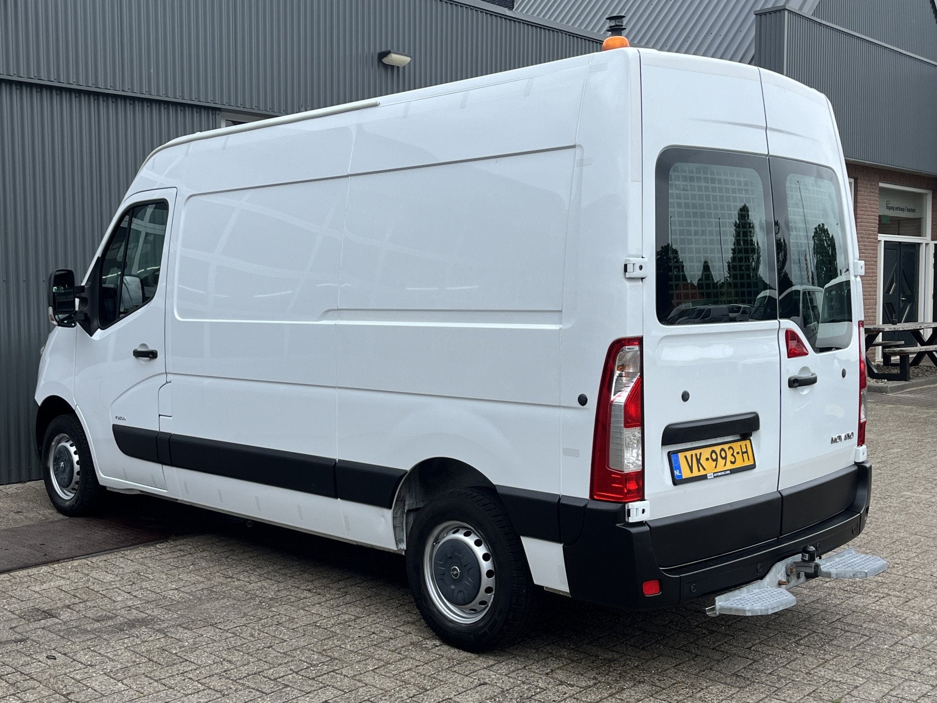 Opel Movano 2.3 CDTI L2H2 126pk Bpm vrij Airco Cruise contro, Euro 5, Stof, Gebruikt, Zwart
