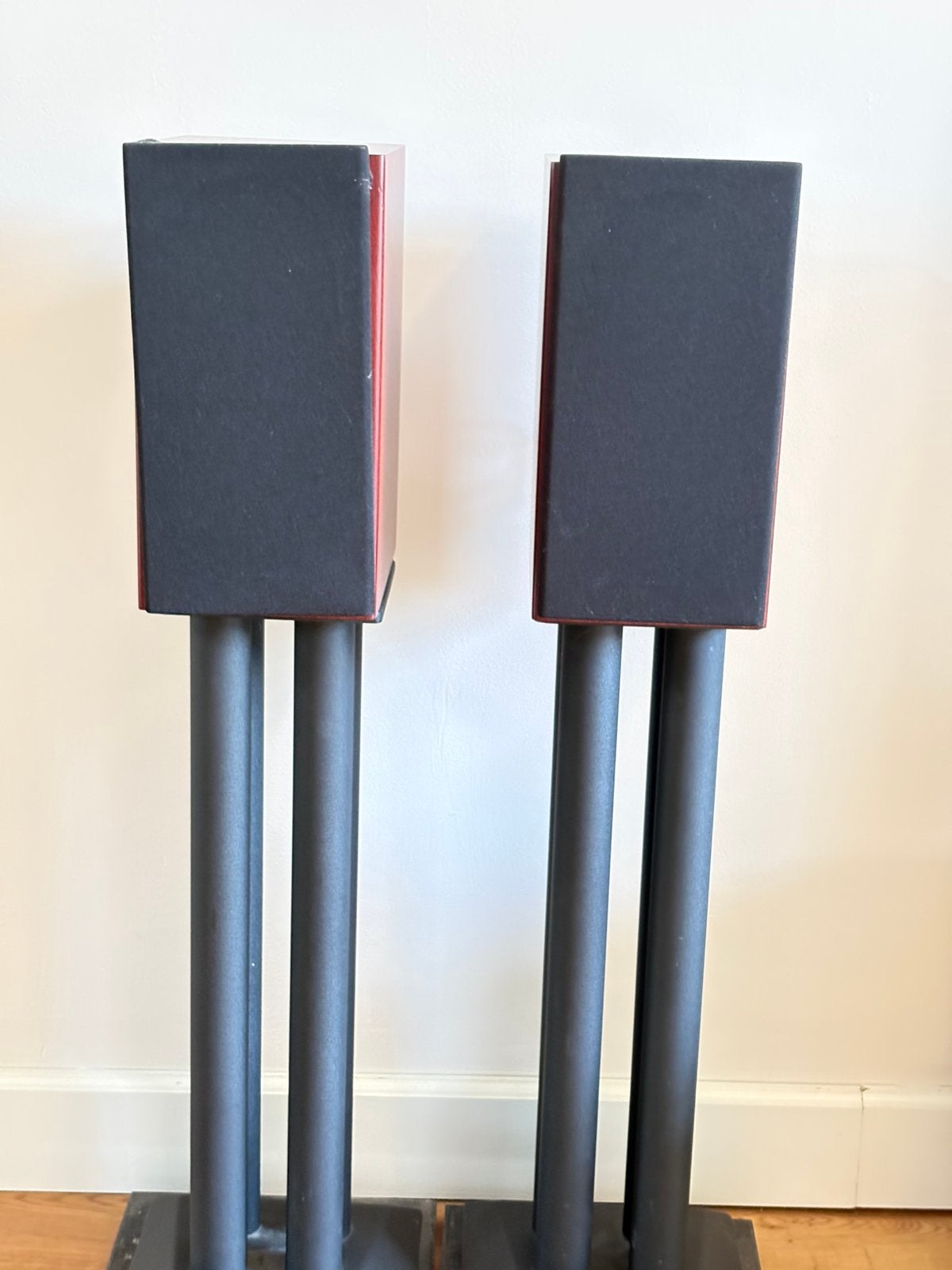 TOTEM Acoustics Model 1, Ophalen, Zo goed als nieuw, Overige merken