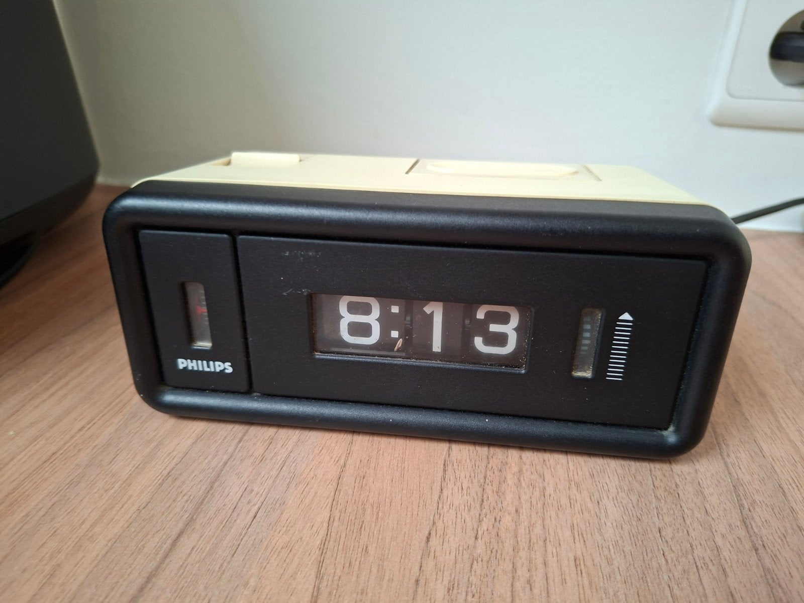 Retro philips klok jaren 70., Verzamelen, Ophalen of Verzenden, Huis en Inrichting