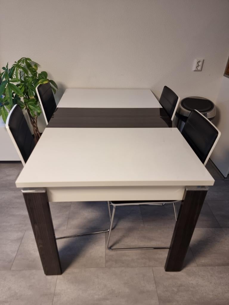 Eettafel + 4 MCB stoelen, Huis en Inrichting, Tafels | Eettafels, Gebruikt, 50 tot 100 cm, 150 tot 200 cm, Rechthoekig, Ophalen