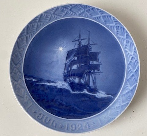Royal Copenhagen wandbord "Schoener op Zee" Kerst 1924 lim., Verzenden