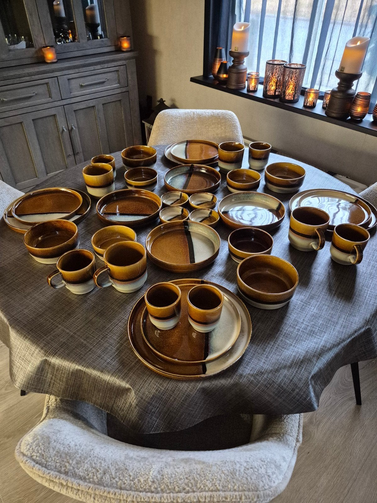 Kwantum Ivo bruin beige servies,  34 delig, Ophalen, Zo goed als nieuw, Keramiek, Overige stijlen
