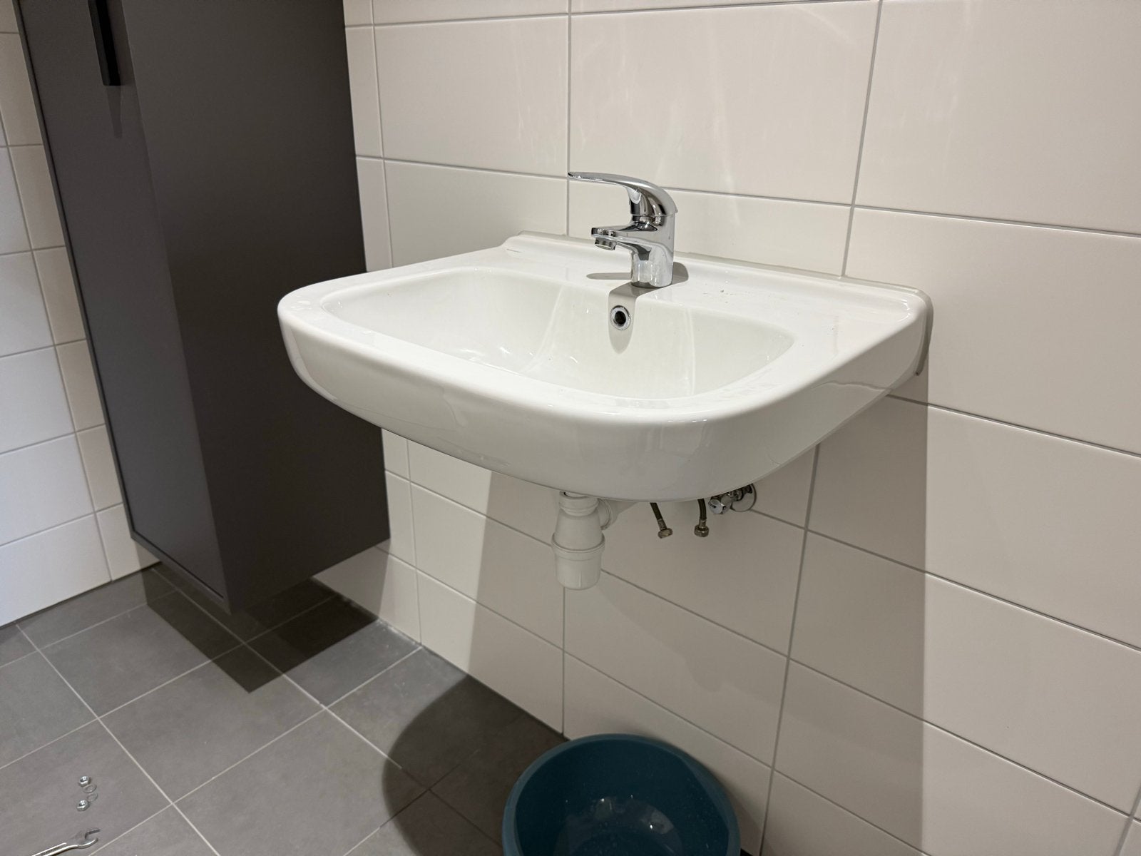 Geberit wastafel met Grohe kraan, Ophalen, Gebruikt, Chroom, Wastafel