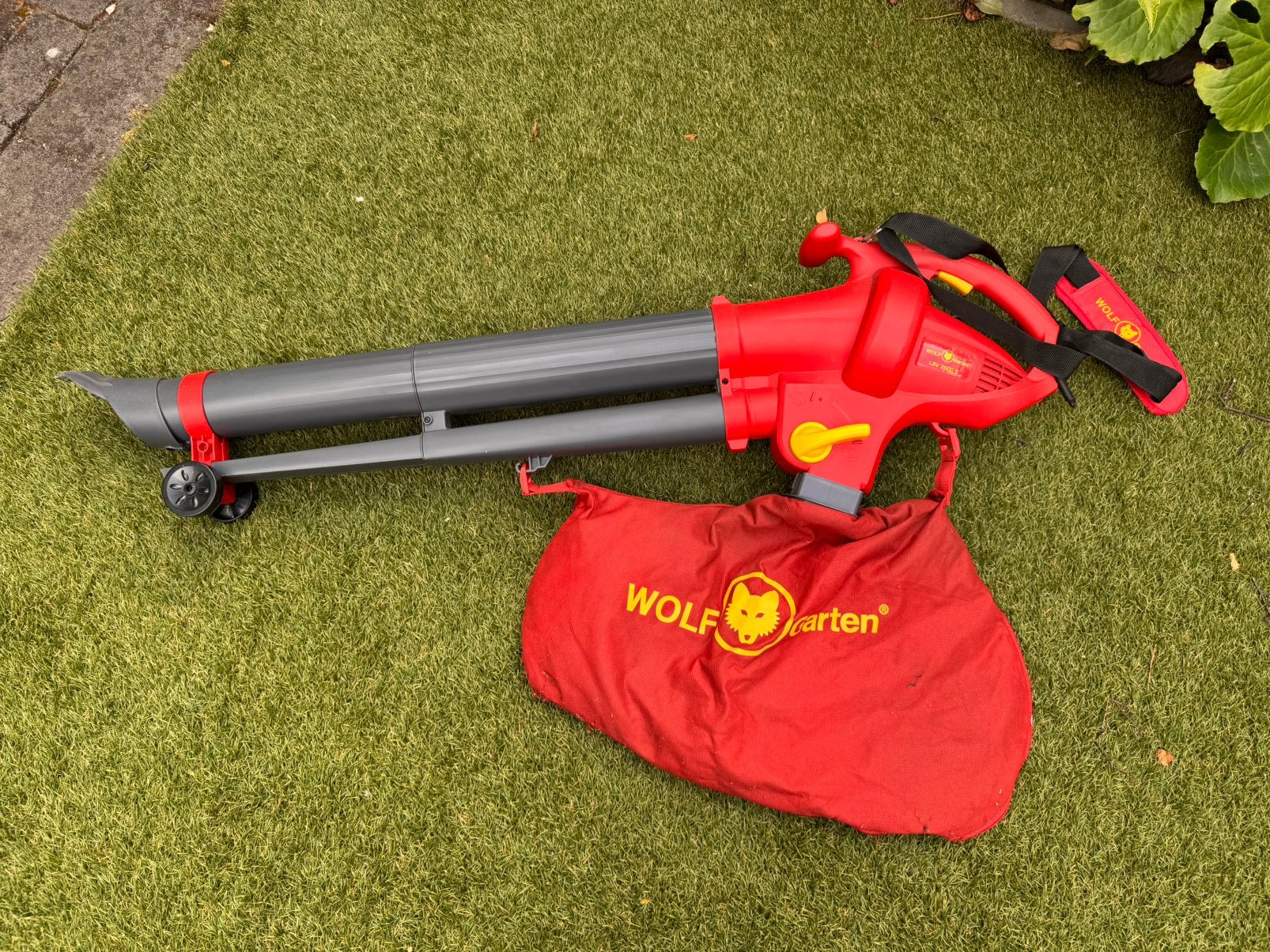Bladblazer/ zuiger Wolf, Tuin en Terras, Bladblazers, Ophalen, Zo goed als nieuw, Elektrisch