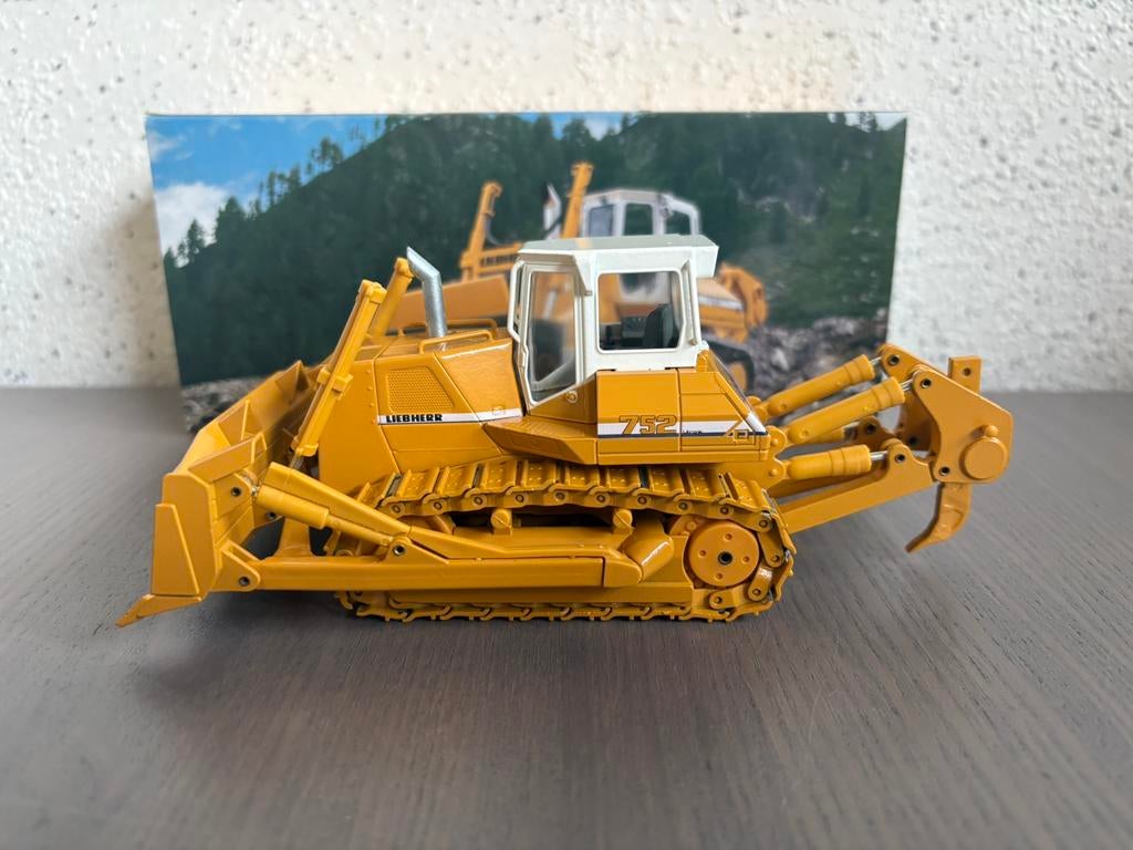 Conrad 1/50 2806 Liebherr PR 752 bulldozer Litronic, Hobby en Vrije tijd, Modelauto's | 1:50, Ophalen of Verzenden, Nieuw, Hijskraan, Tractor of Landbouw