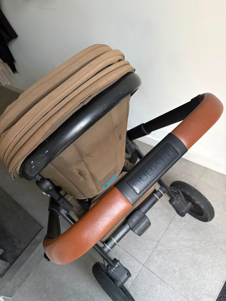 Dubatti One kinderwagen - olijfgroen, Gebruikt, Luchtbanden, Ophalen, Kinderwagen