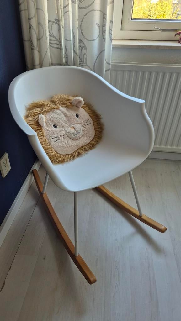 Schommelstoel, Ophalen, Zo goed als nieuw, Stoel(en)