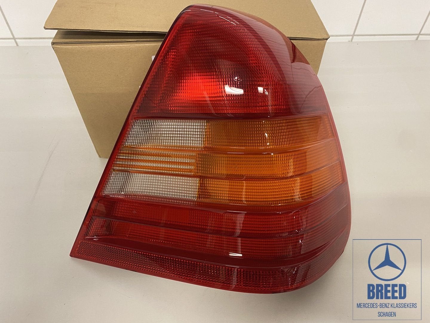 NOS achterlicht rechts ULO voor Mercedes-Benz W202 sedan Cla, -, Nieuw, Ophalen of Verzenden, -
