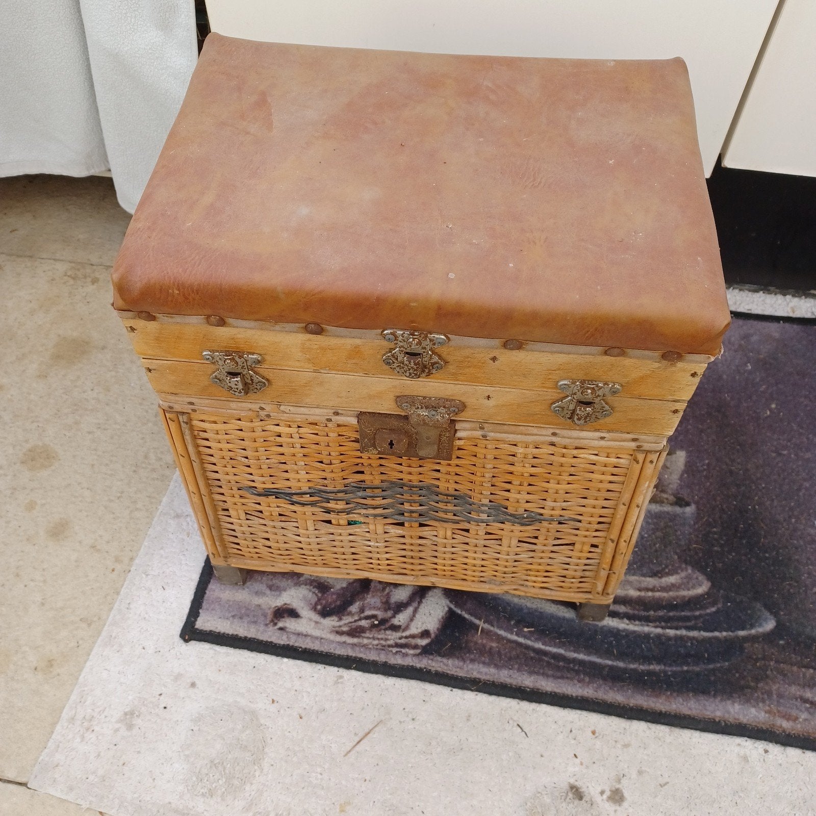 viskist ouderwetse/vintage zitkoffer/viskoffer 25€, Watersport en Boten, Ophalen of Verzenden, Overige typen