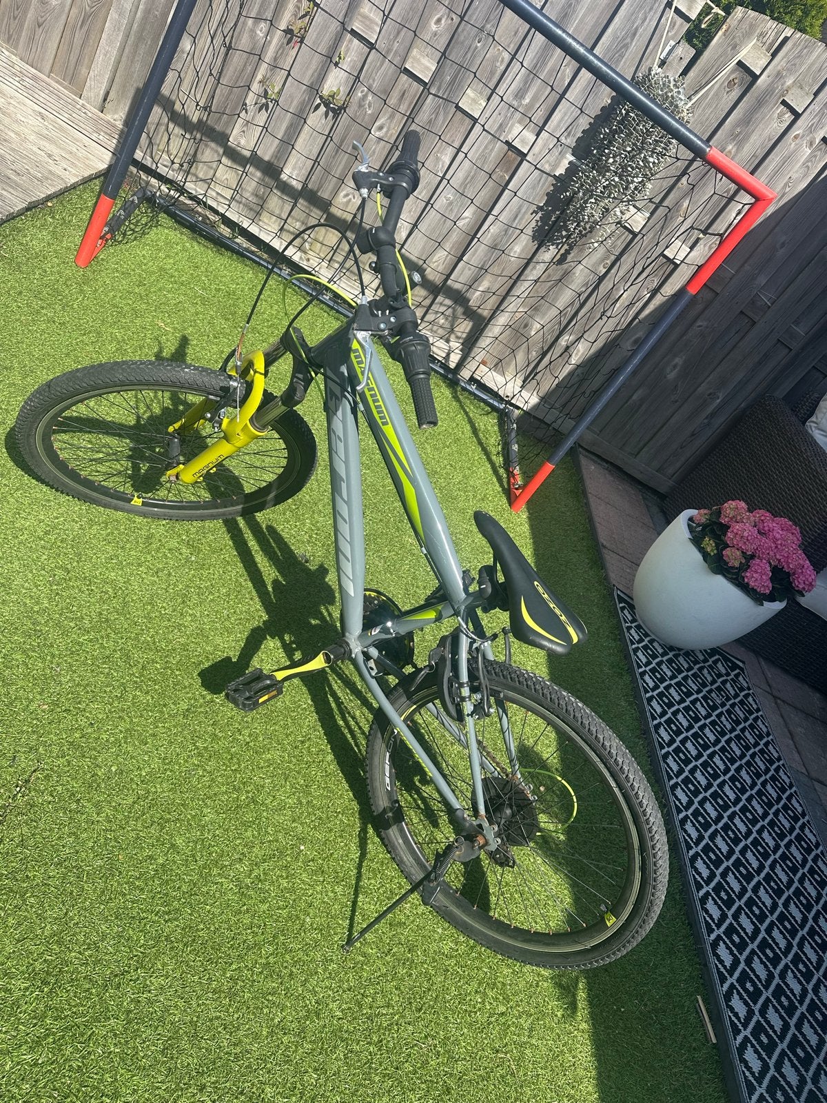 Magnum Geroni 24 inch jongens mountainbike - Z.G.A.N., Overige merken, Velgrem, Versnellingen, Zo goed als nieuw