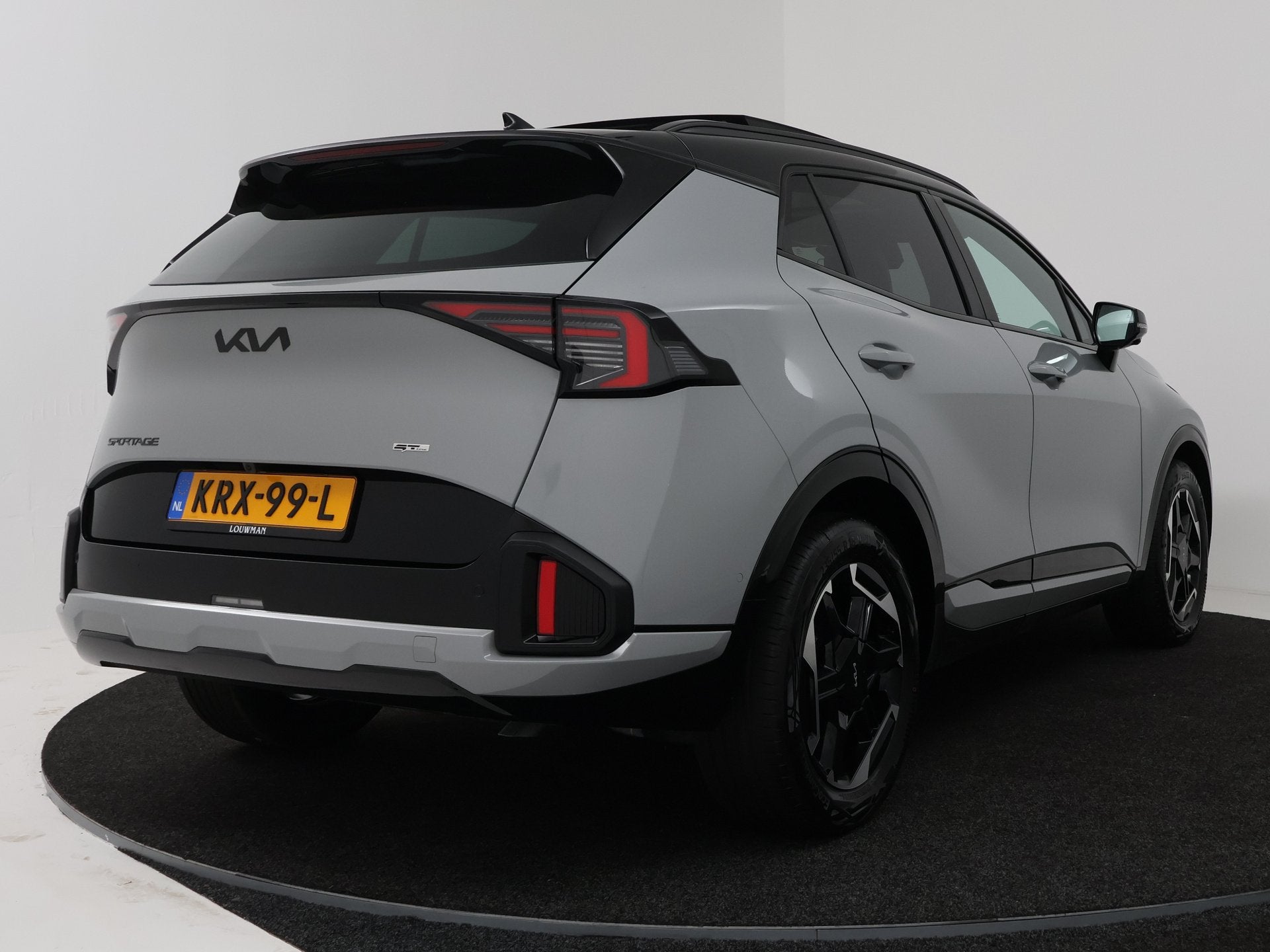Kia Sportage 1.6 T-GDi Hybrid GT-PlusLine | Company Car | 10, Auto's, 12 maanden, 4 cilinders, 19 km/l, Hybride Elektrisch/Benzine