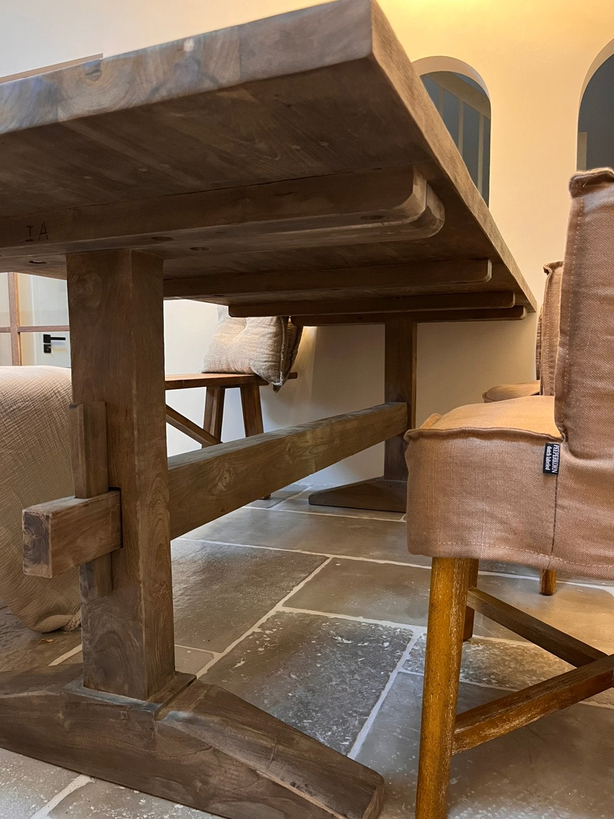 SHOWROOMMODEL! | Aura Peeperkorn Kloostertafel | 220cm, Culemborg, Teakhout, Nieuw, Ophalen of Verzenden