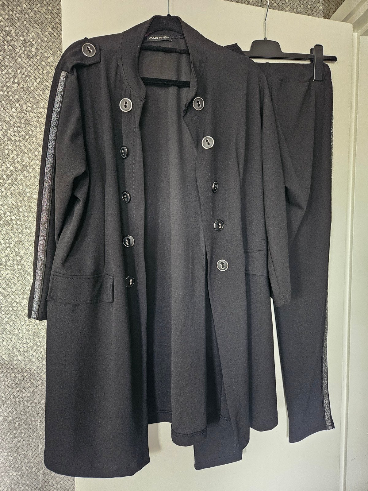 2 delig pak, Kleding | Dames, Ophalen of Verzenden, Zo goed als nieuw, Maat 46/48 (XL) of groter, Zwart