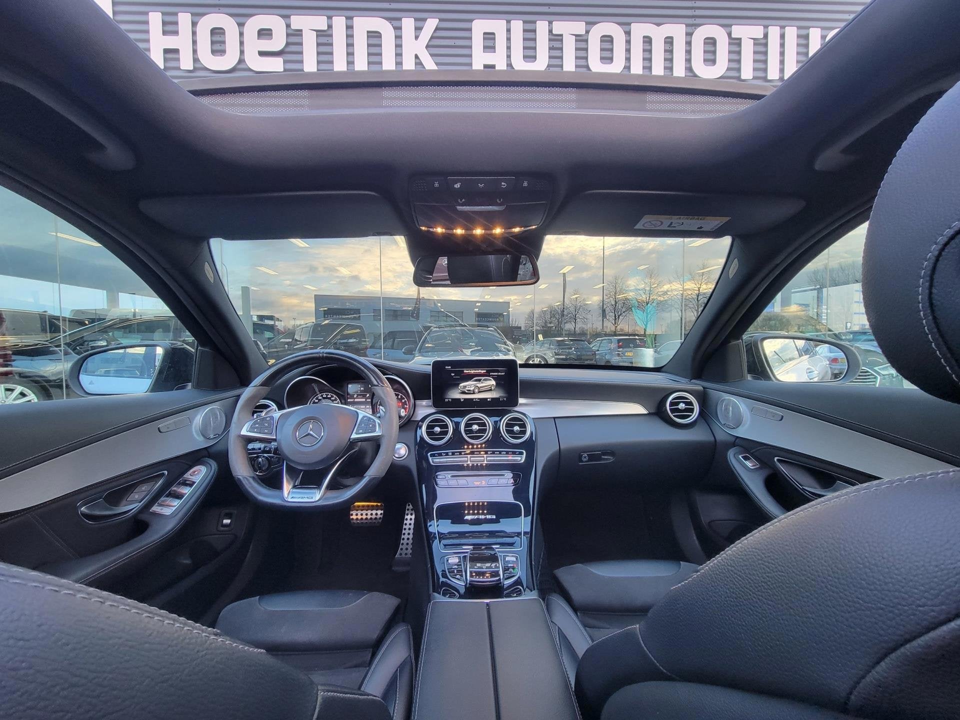 Mercedes-Benz C-Klasse Estate AMG 63 | HuD | Burmester | Vol, Auto's, Gebruikt, Automatische klimaatregeling, 102 €/maand, 3982 cc