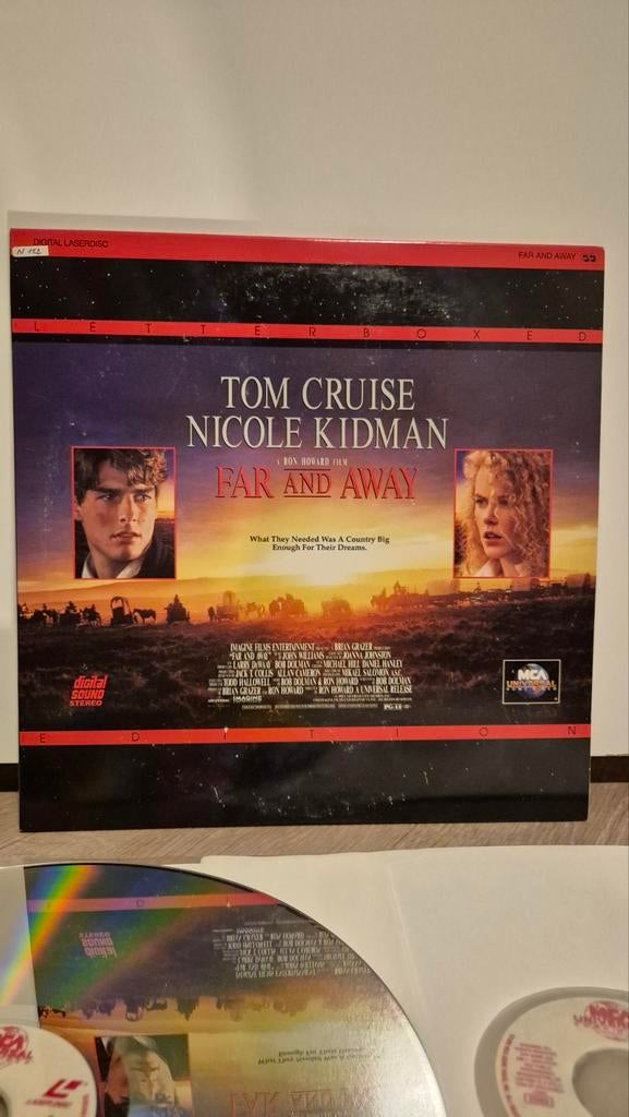 Far and Away Laser disc, 1990 - 1999, Ophalen of Verzenden, Zo goed als nieuw, 12 inch