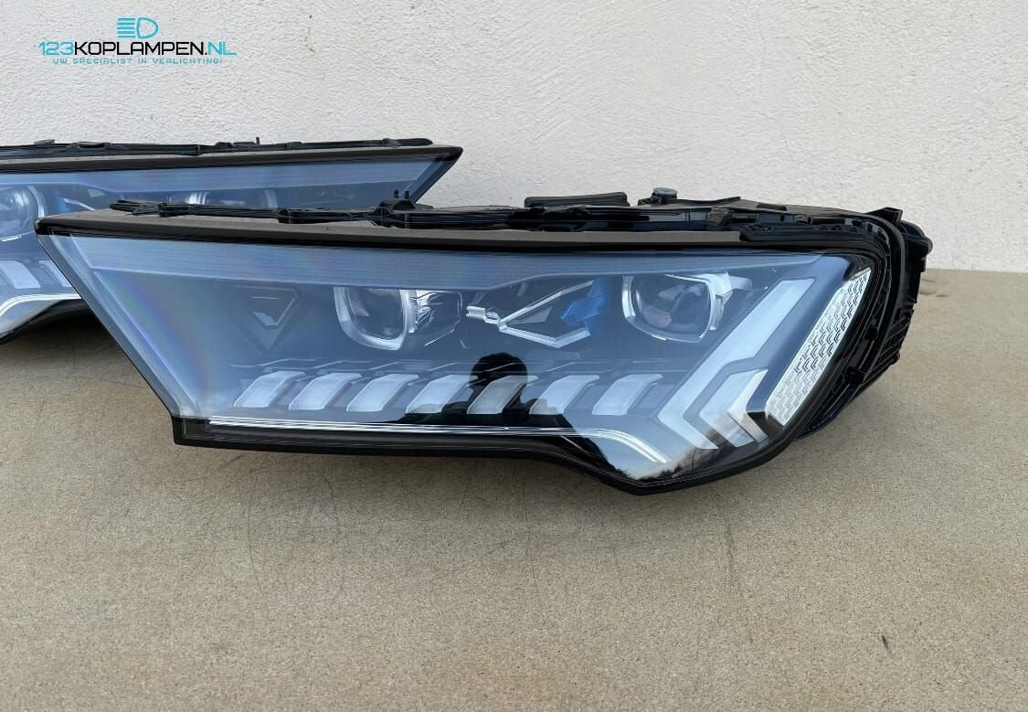 Audi Q7 Facelift Laser 4M0 koplamp links rechts, Ophalen, Gebruikt, -, -