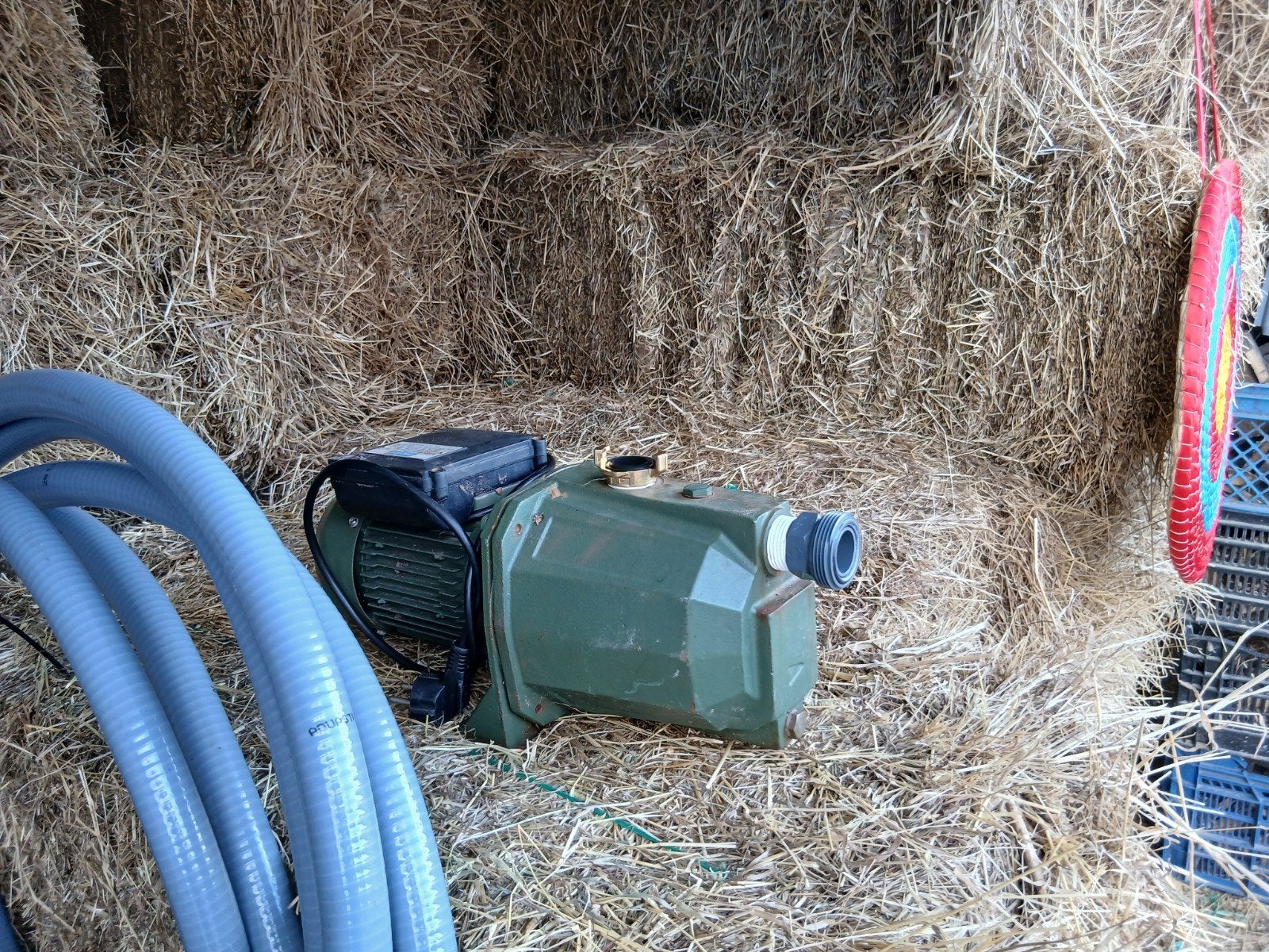Waterpomp met zuigslang, Ophalen of Verzenden, Gebruikt
