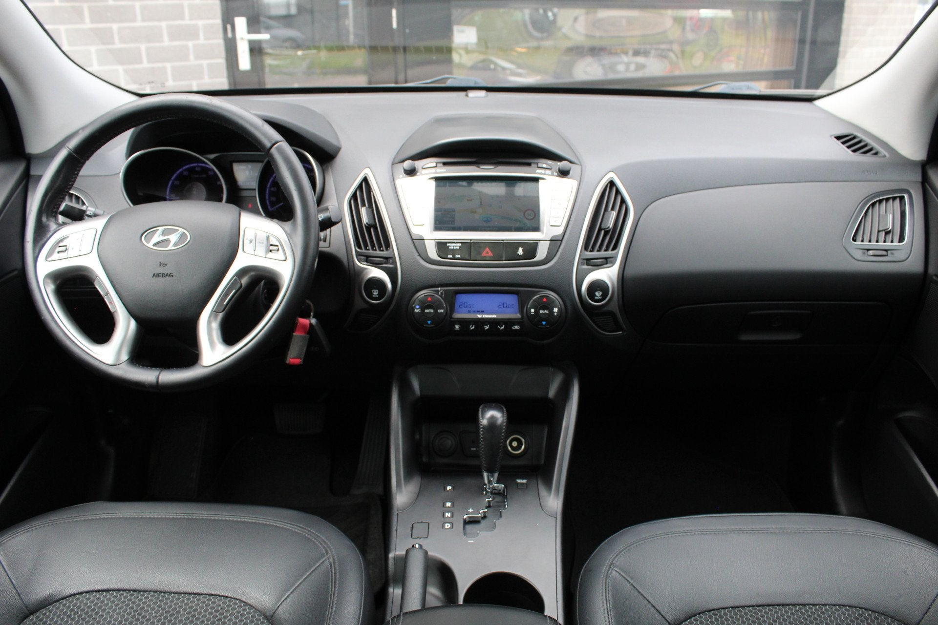 Hyundai ix35 2.0i Style / Automaat / Panoramadak / N.A.P., Auto's, Hyundai, Gebruikt, 4 cilinders, Leder en Stof, Origineel Nederlands