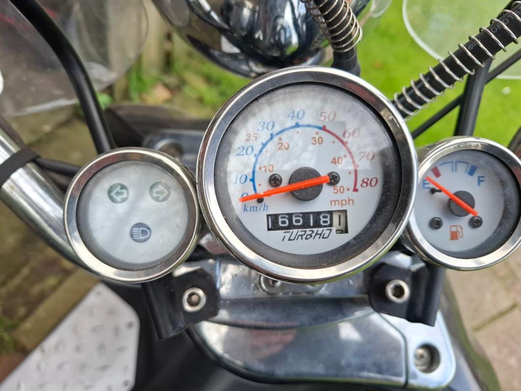 Zwarte Retro Scooter RG-50 met topkoffer, Ophalen, Gebruikt, Benzine