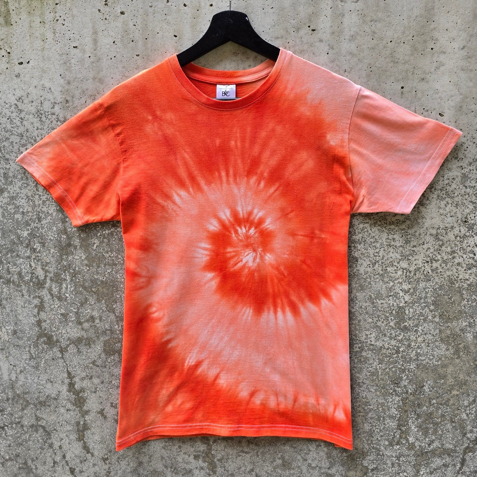 Koningsdag oranje spiral tie dye t-shirt unisex maat S, Spiral Creaties, Nieuw, Oranje, Ophalen of Verzenden
