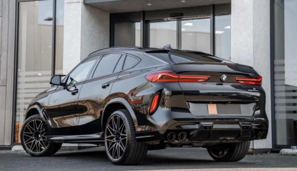 BMW X6 M Competition | Carbon | Pano | Dealerhistoriek, Auto's, BMW, Automaat, 2270 kg, 4395 cc, 3000 kg