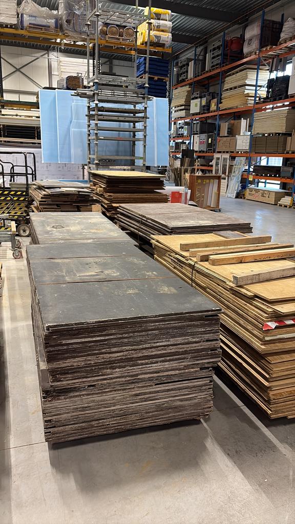 Betonplex | hout | platen | 18mm | gebruikt | Underlayment |, Doe-het-zelf en Verbouw, Platen en Panelen, Ophalen, Zo goed als nieuw