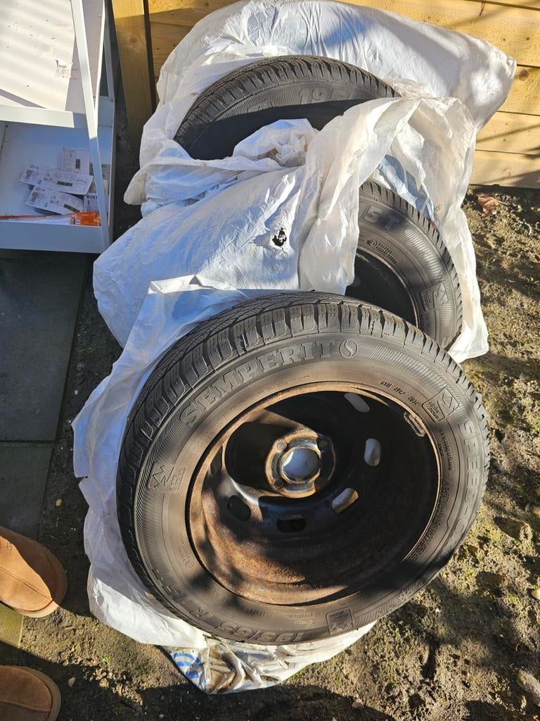 Winterbanden 195/65 R15, 16 inch, Banden en Velgen, 205 mm, Winterbanden