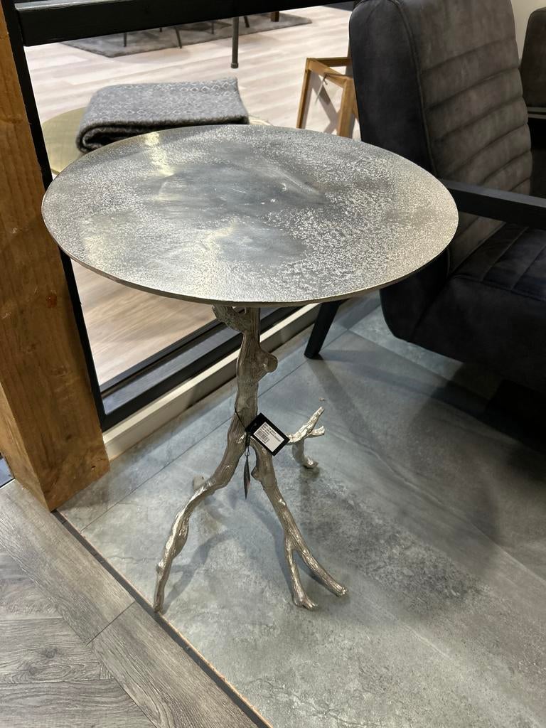 Unieke sidetable met metalen onderstel, Huis en Inrichting, Tafels | Eettafels, Zo goed als nieuw, Minder dan 50 cm, tot twee personen