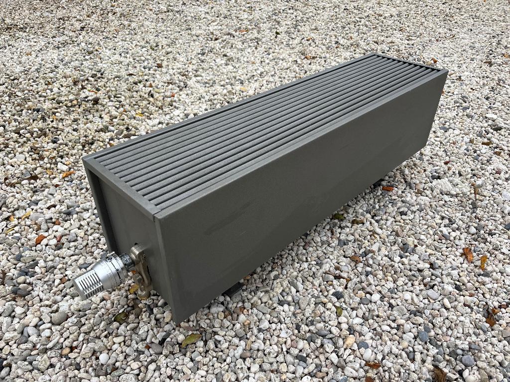 Jaga Mini 90cm lang Type21 1691 Watt vrijstaand bijna nieuw, Doe-het-zelf en Verbouw, Minder dan 30 cm, Hoog rendement (Hr), Radiator