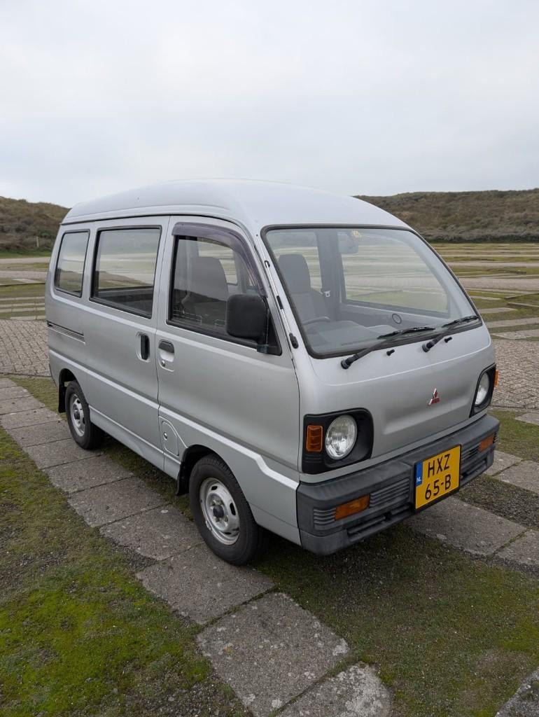 Mitsubishi 1991 Silver, Auto's, Mitsubishi, Stof, Overige modellen, 758 kg, 4 stoelen