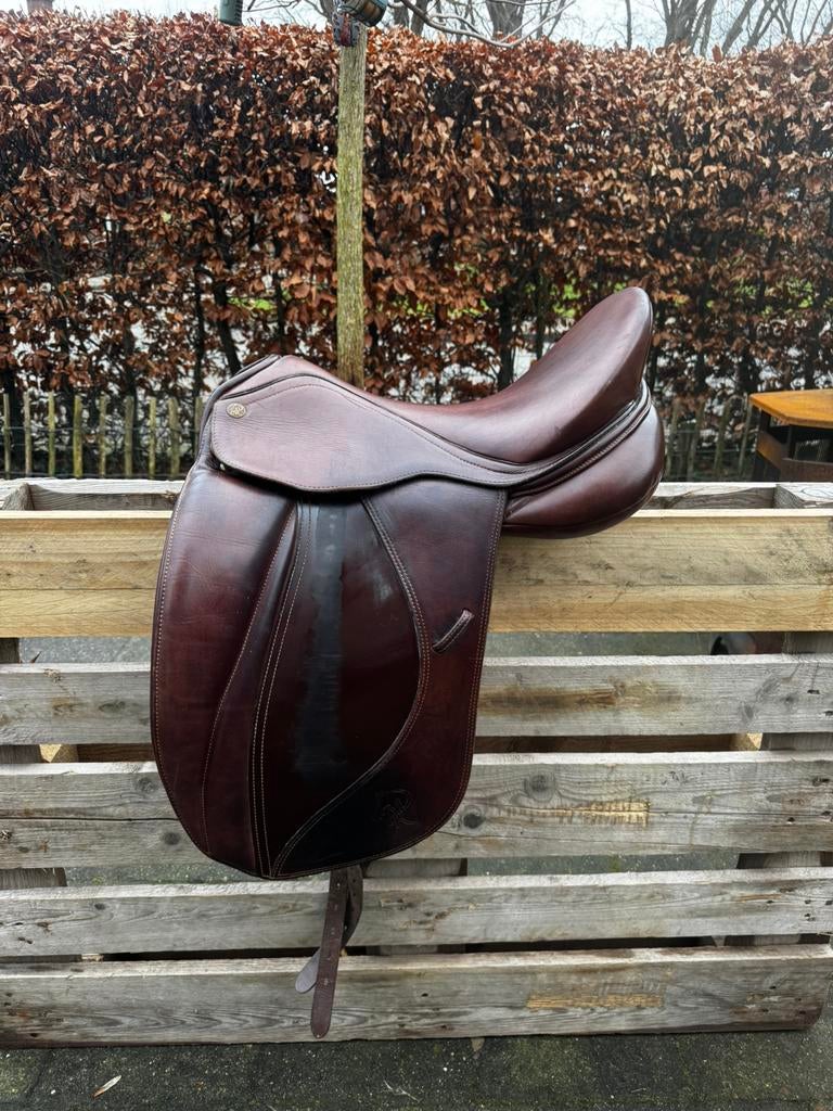 Macrider olympic 17.5 inch, Ophalen, Zo goed als nieuw, Dressuur