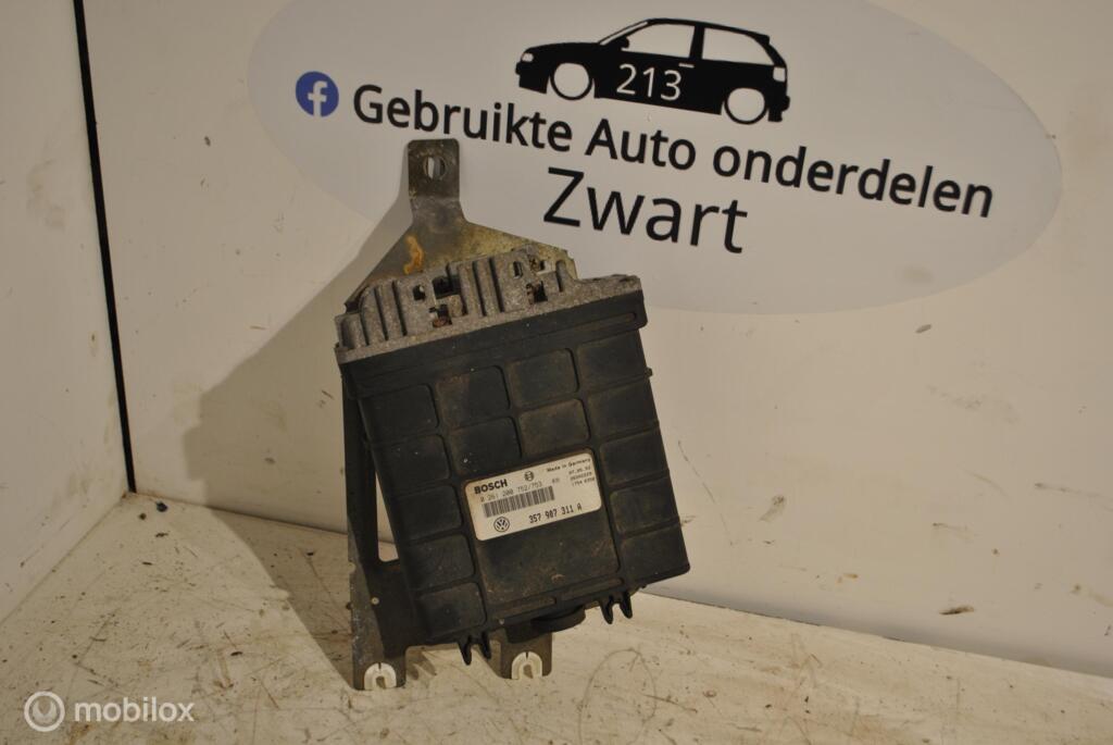Ecu bosch Vw Passat B3 1.8 ABS 90PK ('88-'94) 357907311A, Auto-onderdelen, Gebruikt, Volkswagen, Ophalen of Verzenden, Volkswagen