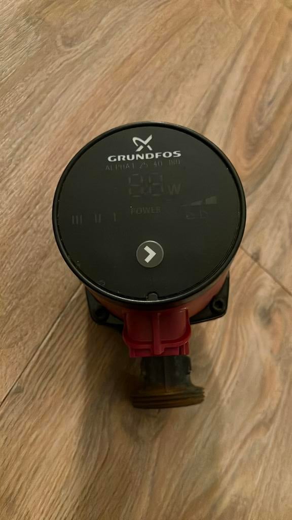 Grundfoss alpha 1 25-40 180, Doe-het-zelf en Verbouw, Verwarming en Radiatoren, Gebruikt, Minder dan 30 cm, Overige typen, Minder dan 60 cm