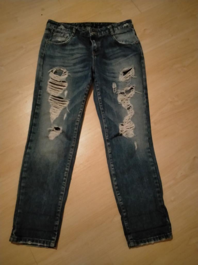 Zara jeans gaten mt 36, Ophalen of Verzenden, Zo goed als nieuw, Blauw, W28 - W29 (confectie 36)