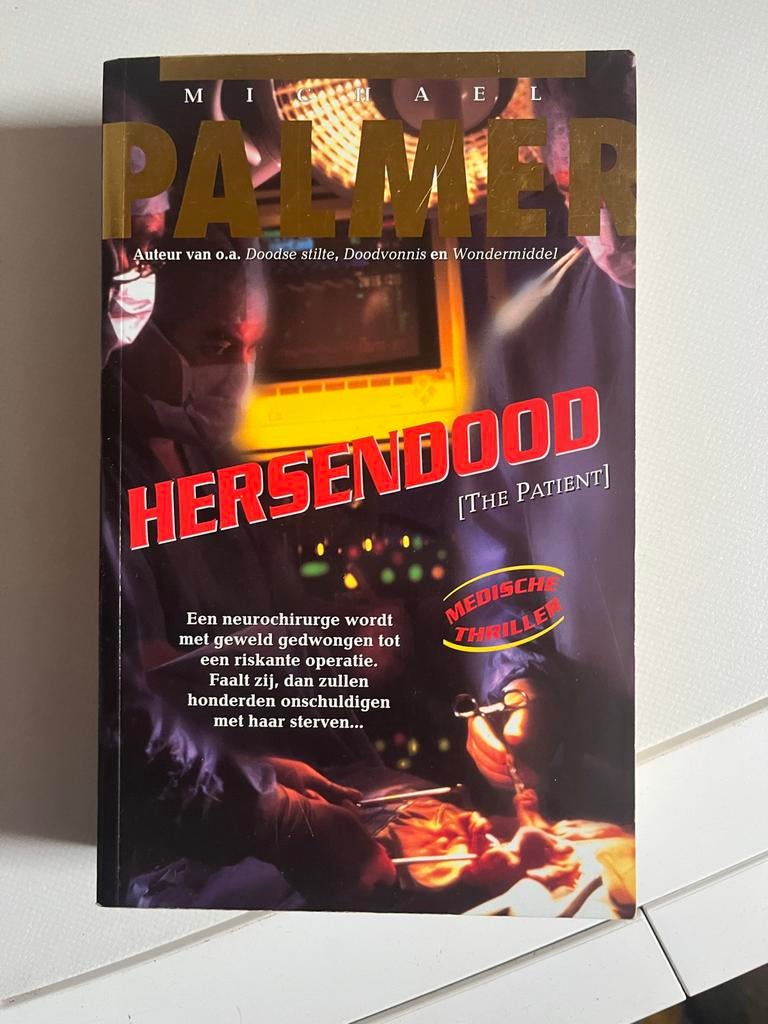 Hersendood - Michael Palmer, Ophalen of Verzenden, Gelezen, Nederland