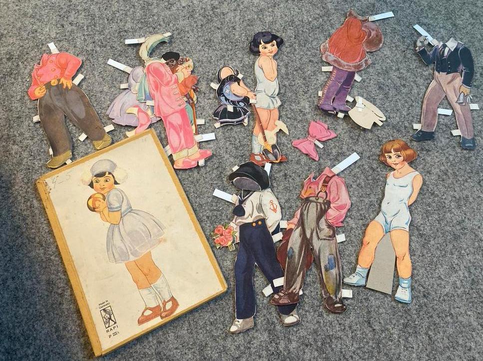 Vintage Papieren Aankleedpoppen, Antiek en Kunst, Ophalen of Verzenden