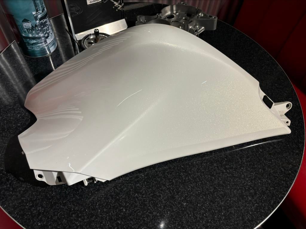 HONDA VFR 1200 F 2010 WIT TANK COVER KUIPDEEL KUIP PANEEL, Ophalen of Verzenden, Gebruikt