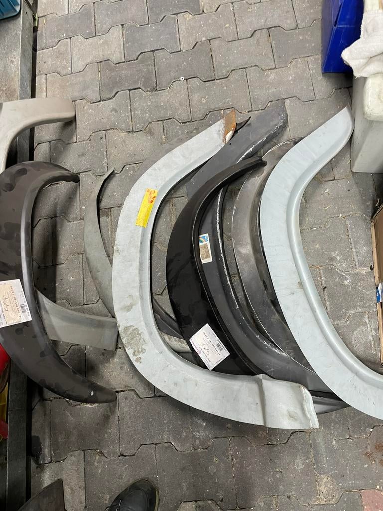 BMW spatbordranden achter binnen en buiten, Verzenden, Nieuw, BMW