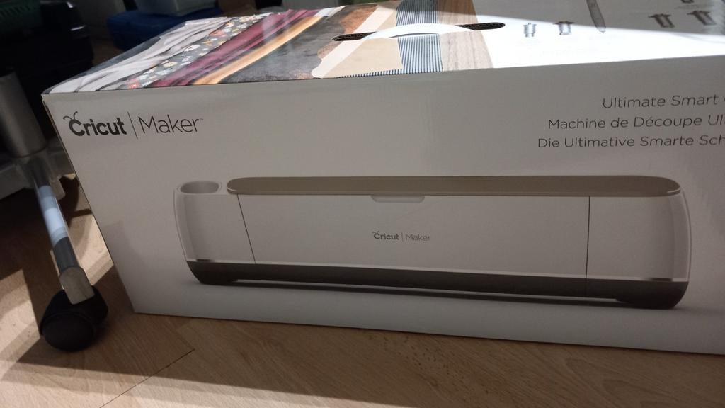 Cricut Maker - Perfect voor creatieve projecten!, Hobby en Vrije tijd, Knutselen, Ophalen of Verzenden, Zo goed als nieuw, Gereedschap of Toebehoren