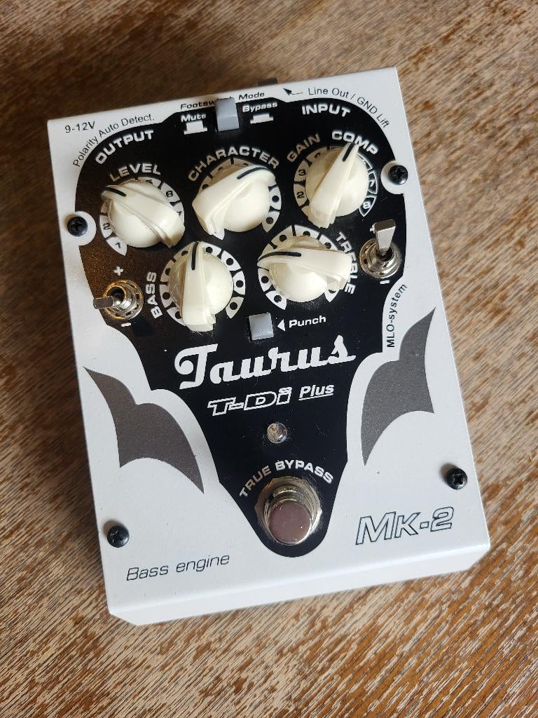 Taurus T-Di plus baseffect, Verzenden, Zo goed als nieuw, Overige typen