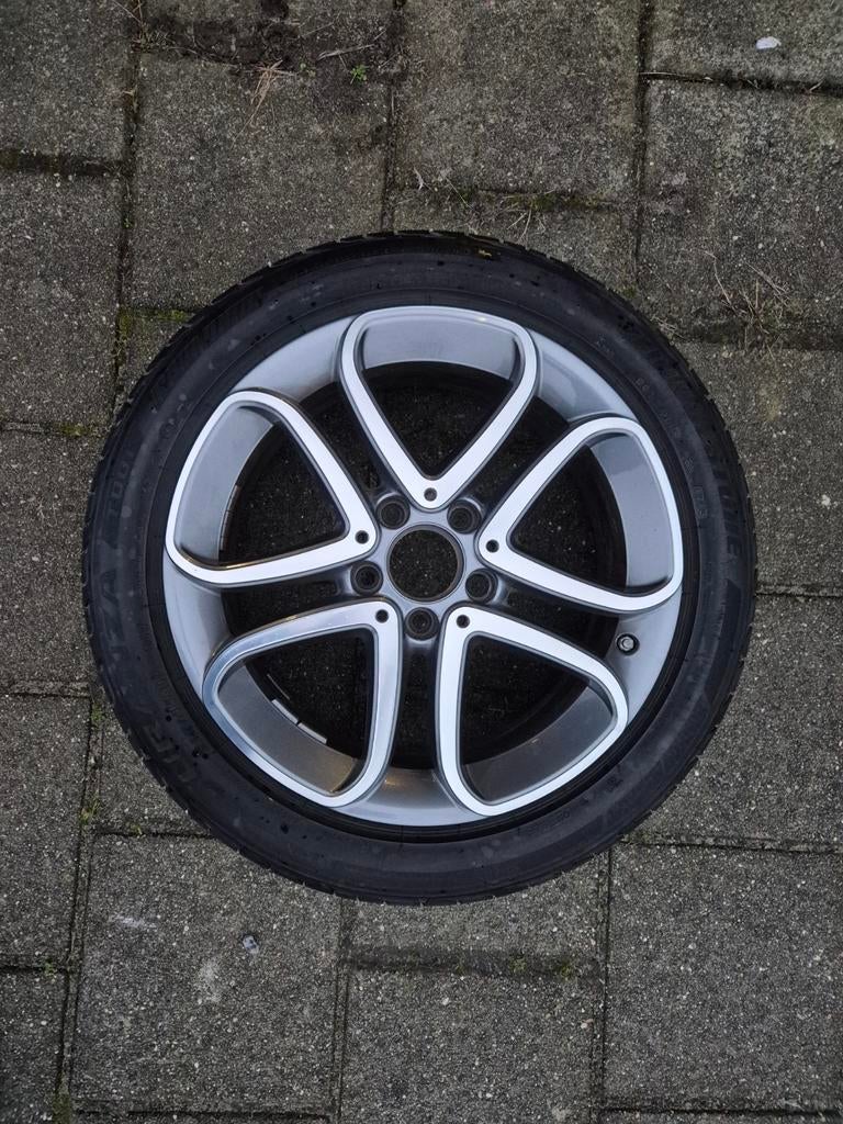 Originele 17 inch Mercedes velgenset 5x112 A/B/CLA Klasse, Auto-onderdelen, Banden en Velgen, Ophalen, Gebruikt, Banden en Velgen