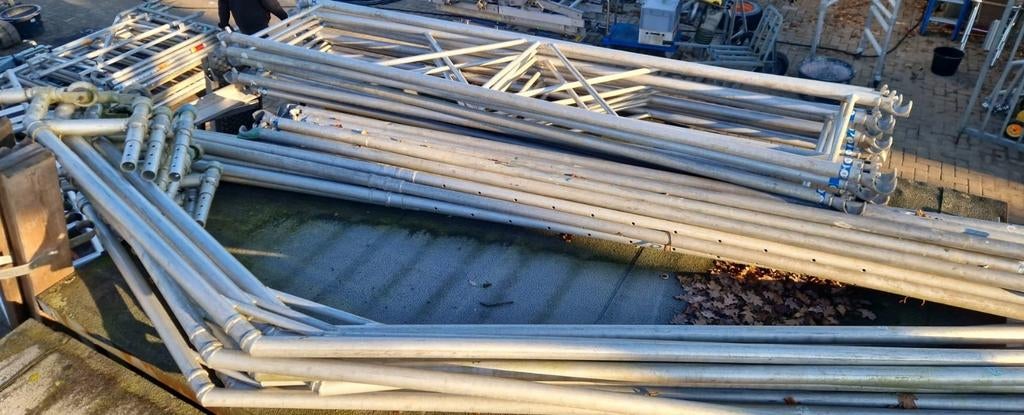 Partij Skyworks doorwerkschermen met zeilen compleet 305cm, Ophalen, Overige typen, 5 meter of hoger