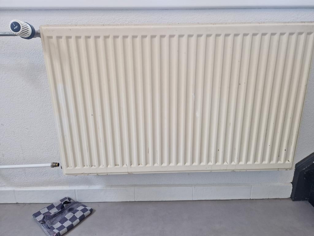 Radiator t22 100*60, Doe-het-zelf en Verbouw, Verwarming en Radiatoren, Ophalen, 30 tot 80 cm, Gebruikt, Radiator