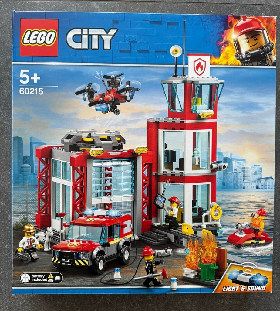 Complete lego city brandweerkazerne set (nummer 60215), Ophalen of Verzenden, Zo goed als nieuw