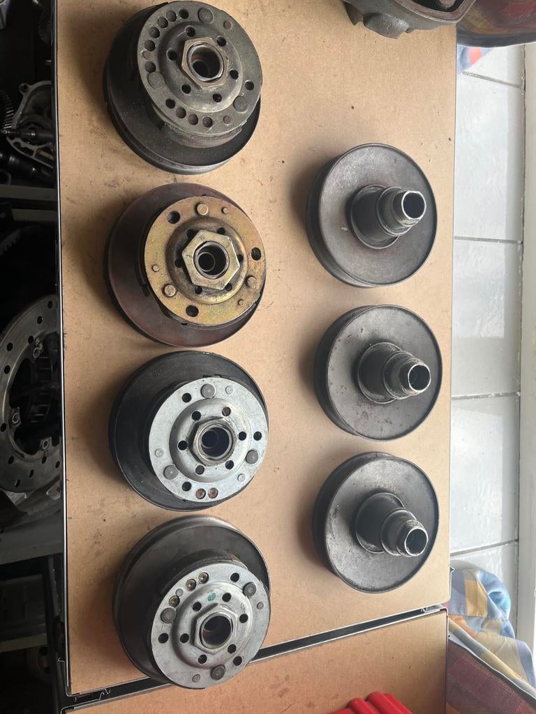 Koppeling en poulies piaggio gilera 50cc 2takt zip runner et, Ophalen of Verzenden