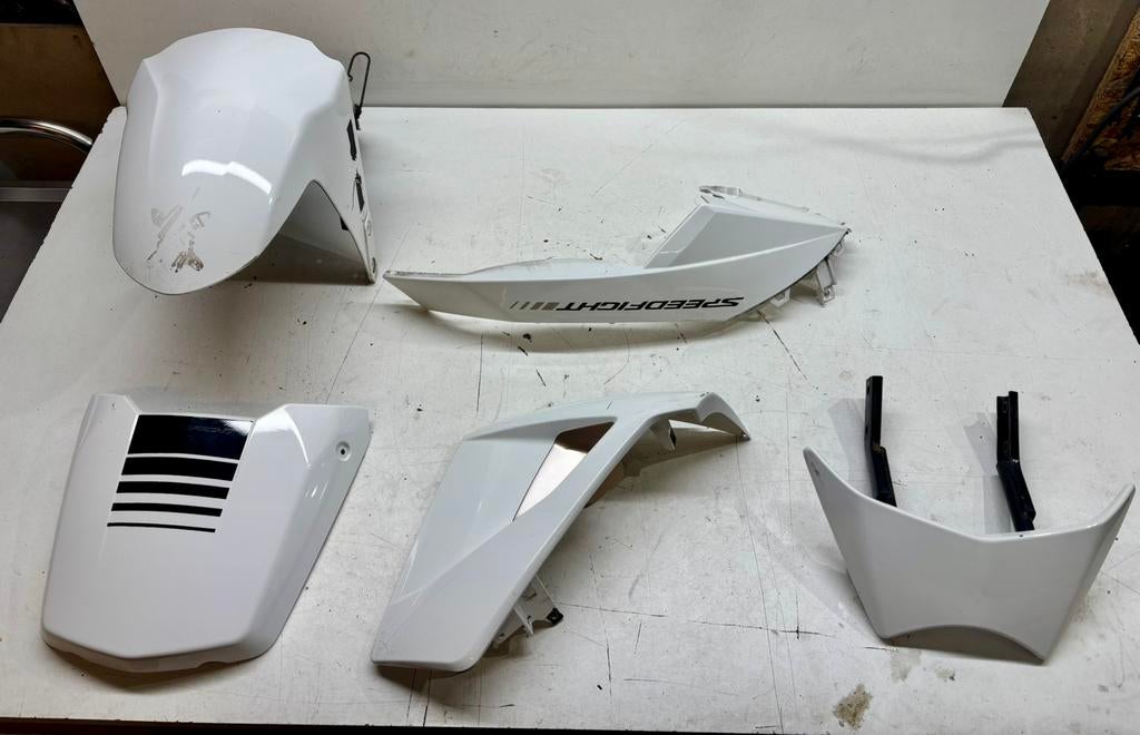Veel onderdelen Peugeot Speedfight 4 2015 4K, Gebruikt, Speedfight, Ophalen of Verzenden, Kap