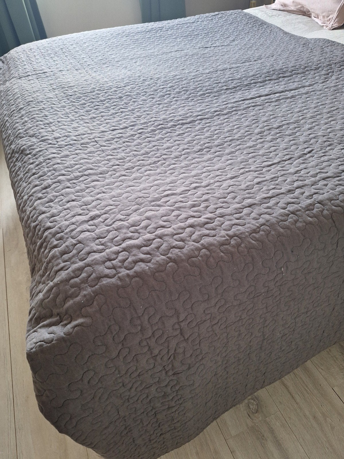 Grote sprei taupe kleur 280x240 cm, Ophalen of Verzenden